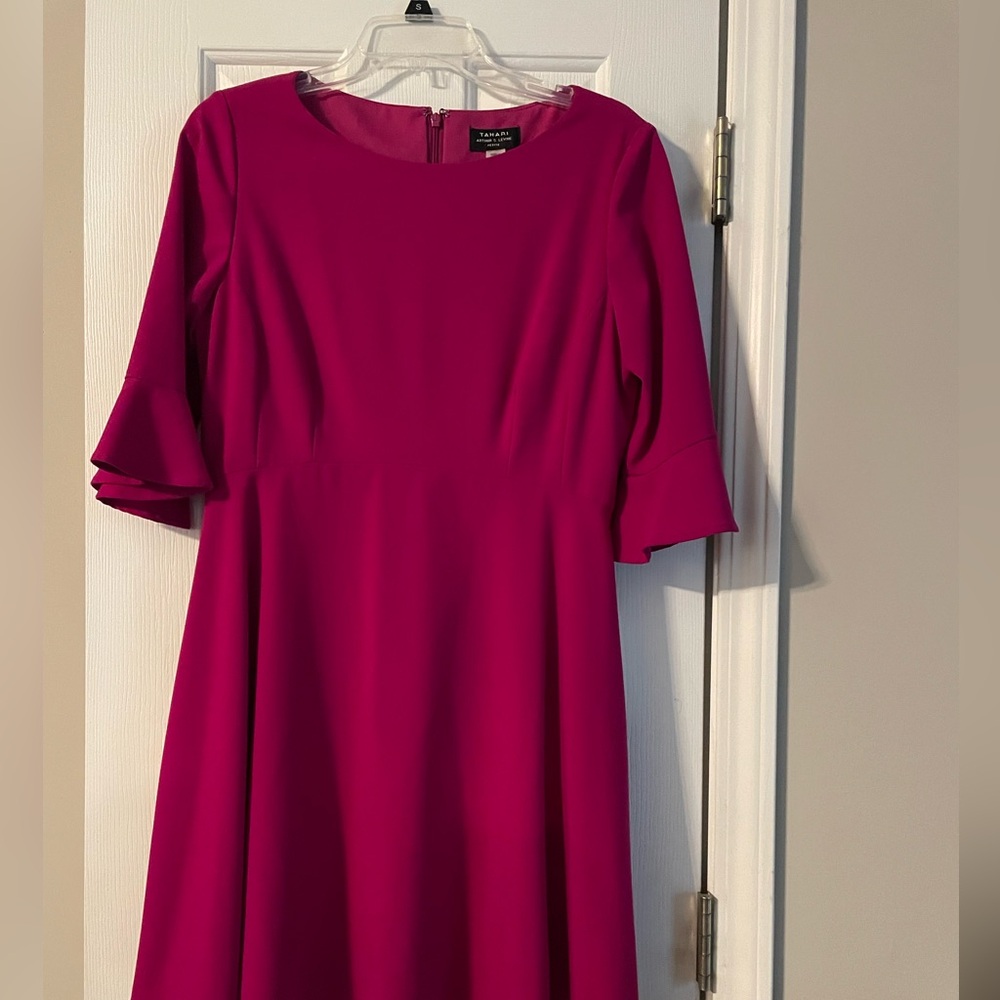 Tahari dress. Size 8